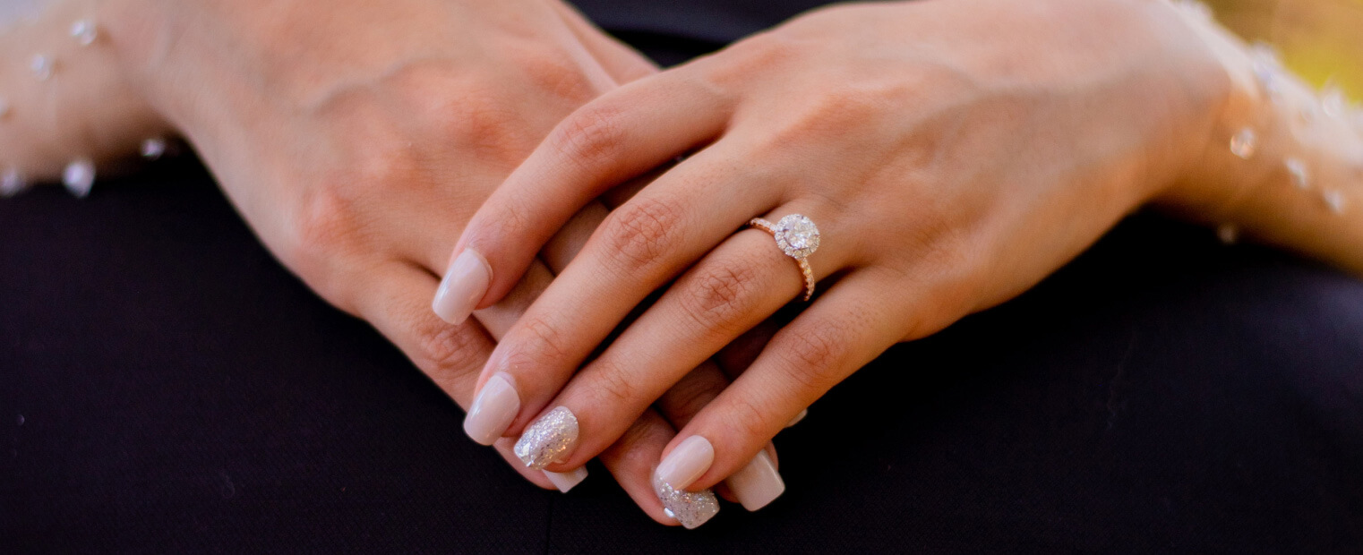 Photography of the brides wedding ring
